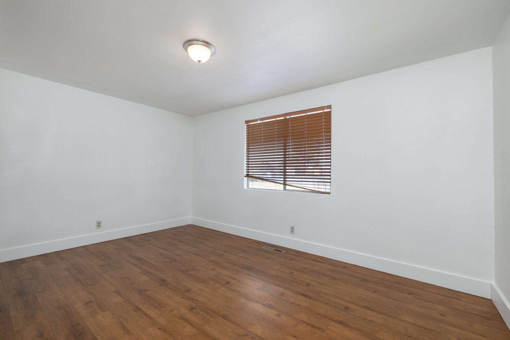 21141 Southeast Reed Market Road Bend, OR 97702 - Photo 11 of 25 21141 SE Reed Market Rd (11 of 25)