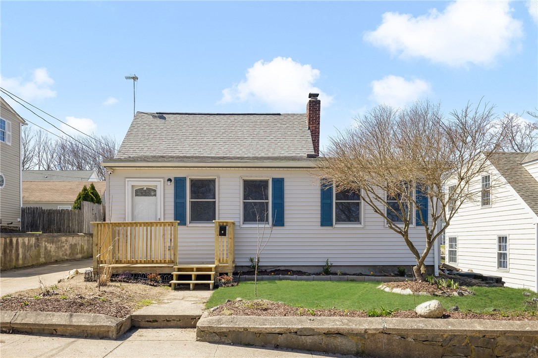 17 Pierce Street Coventry, RI 02816 - Photo 1 of 32 Gallery Image 1
