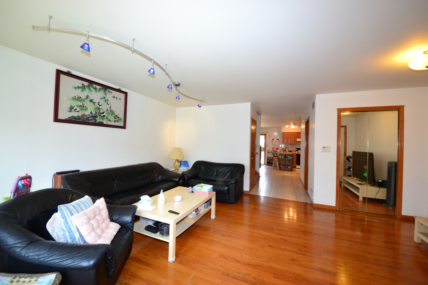 2823 South Farrell Street Chicago, IL 60608 - Photo 5 of 22
