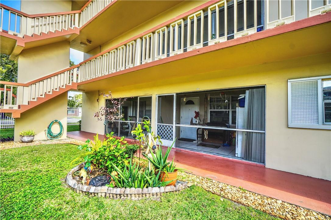 5300 Washington Street, Unit R102 Hollywood, FL 33021 - Photo 21 of 26 Photo 21