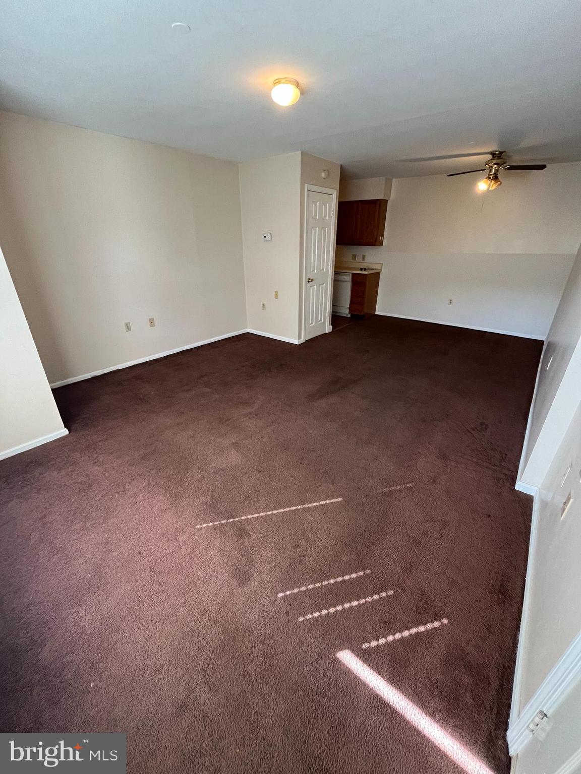 42 Commerce Street, Unit B2 Harrington, DE 19952 - Photo 2 of 11