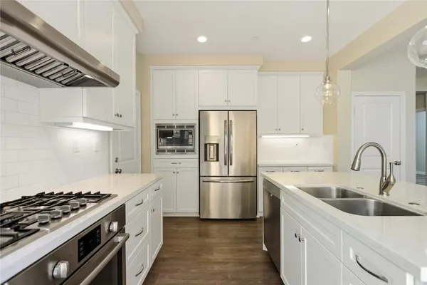 $4,595 | 55 Jade Flower, Irvine, CA 92620