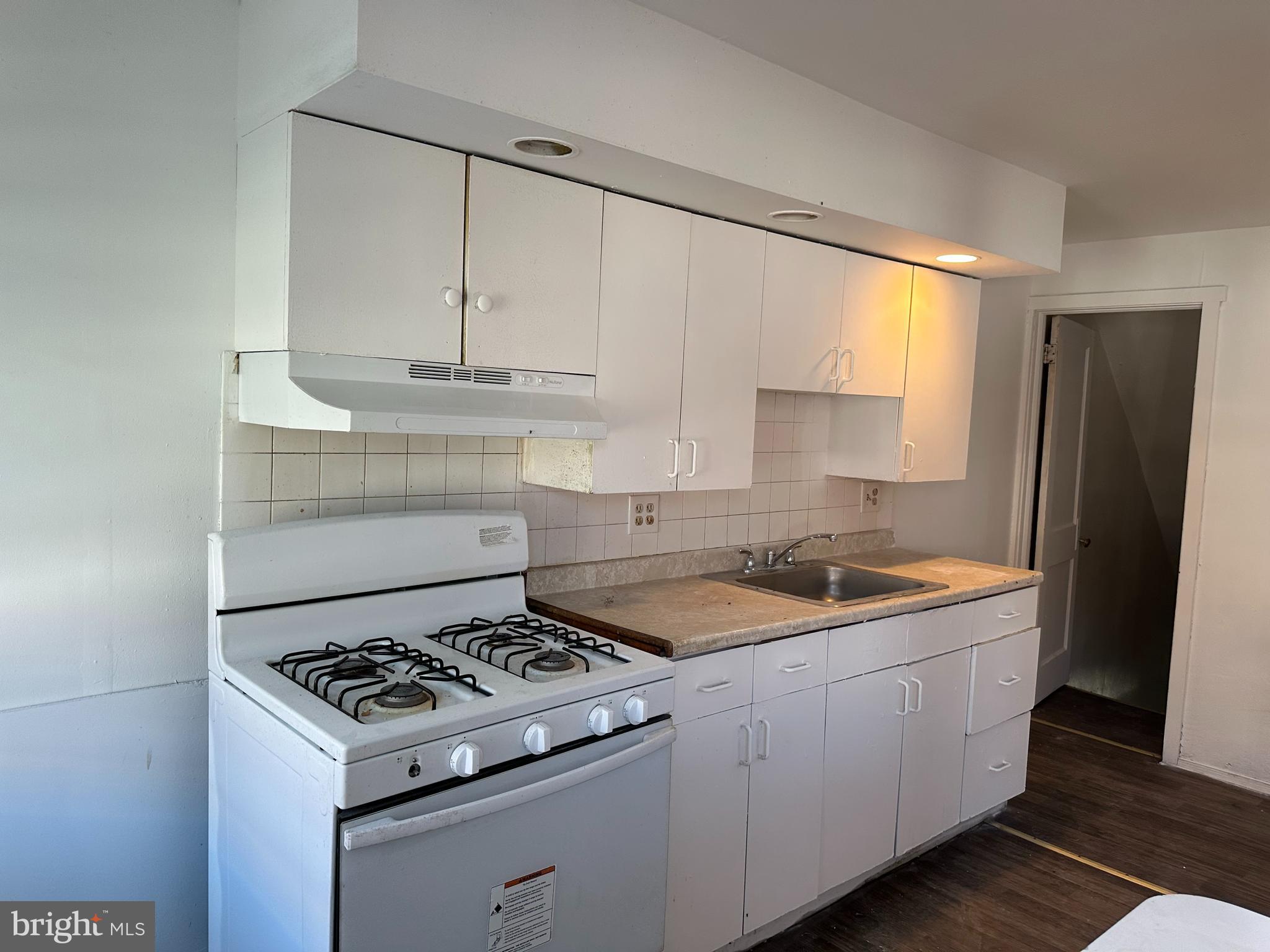 7035 Rutland Street Philadelphia, PA 19149 - Photo 9 of 24 Gallery Image 9