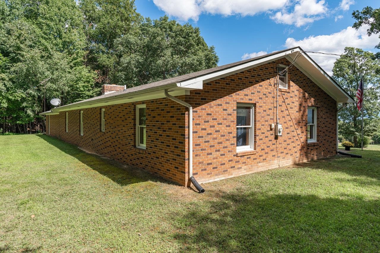 440 Mountain View Road Stanley, VA 22851 - Photo 18 of 29 Gallery Image 18