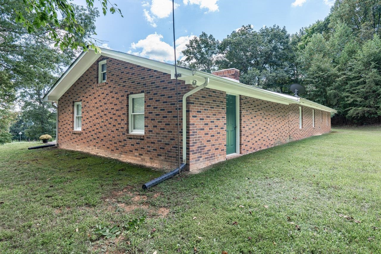 440 Mountain View Road Stanley, VA 22851 - Photo 20 of 29 Gallery Image 20