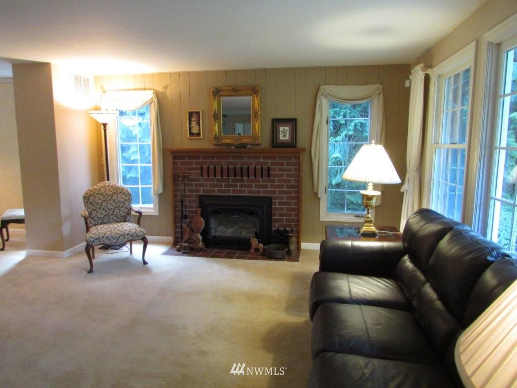 5050 Noon Road Bellingham, WA 98226 - Photo 2 of 19