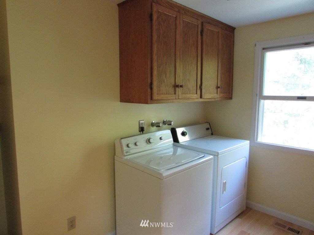 5050 Noon Road Bellingham, WA 98226 - Photo 11 of 19
