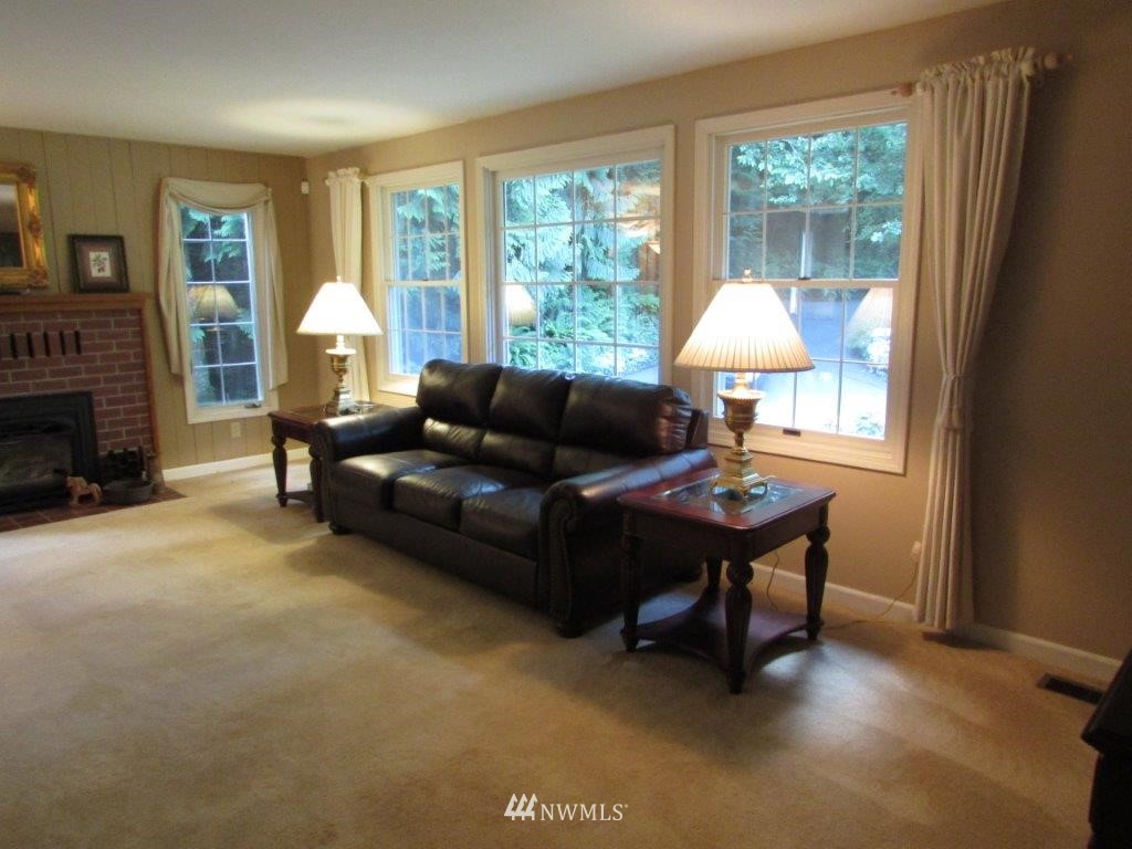 5050 Noon Road Bellingham, WA 98226 - Photo 3 of 19