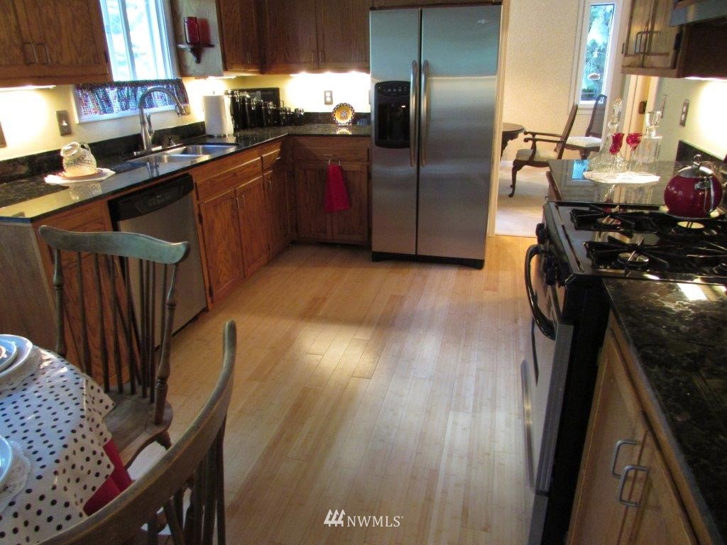 5050 Noon Road Bellingham, WA 98226 - Photo 4 of 19