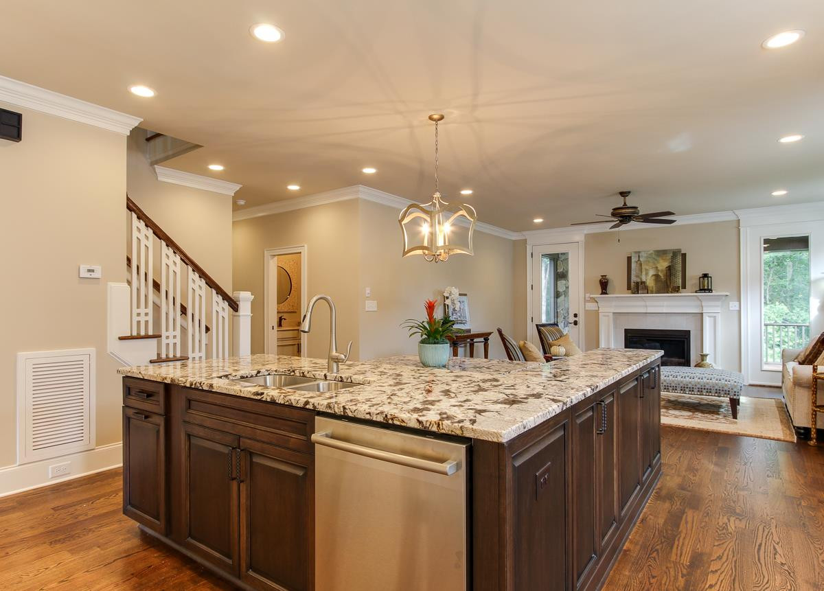 8812 Breeland Way Raleigh, NC 27613 - Photo 8 of 25 Kitchen