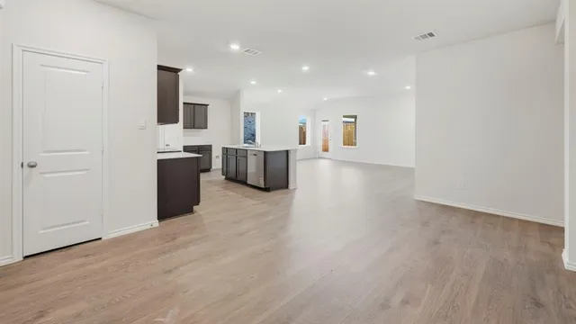 $302,990 | 3323 Spaulding Drive, Paris, TX 75460