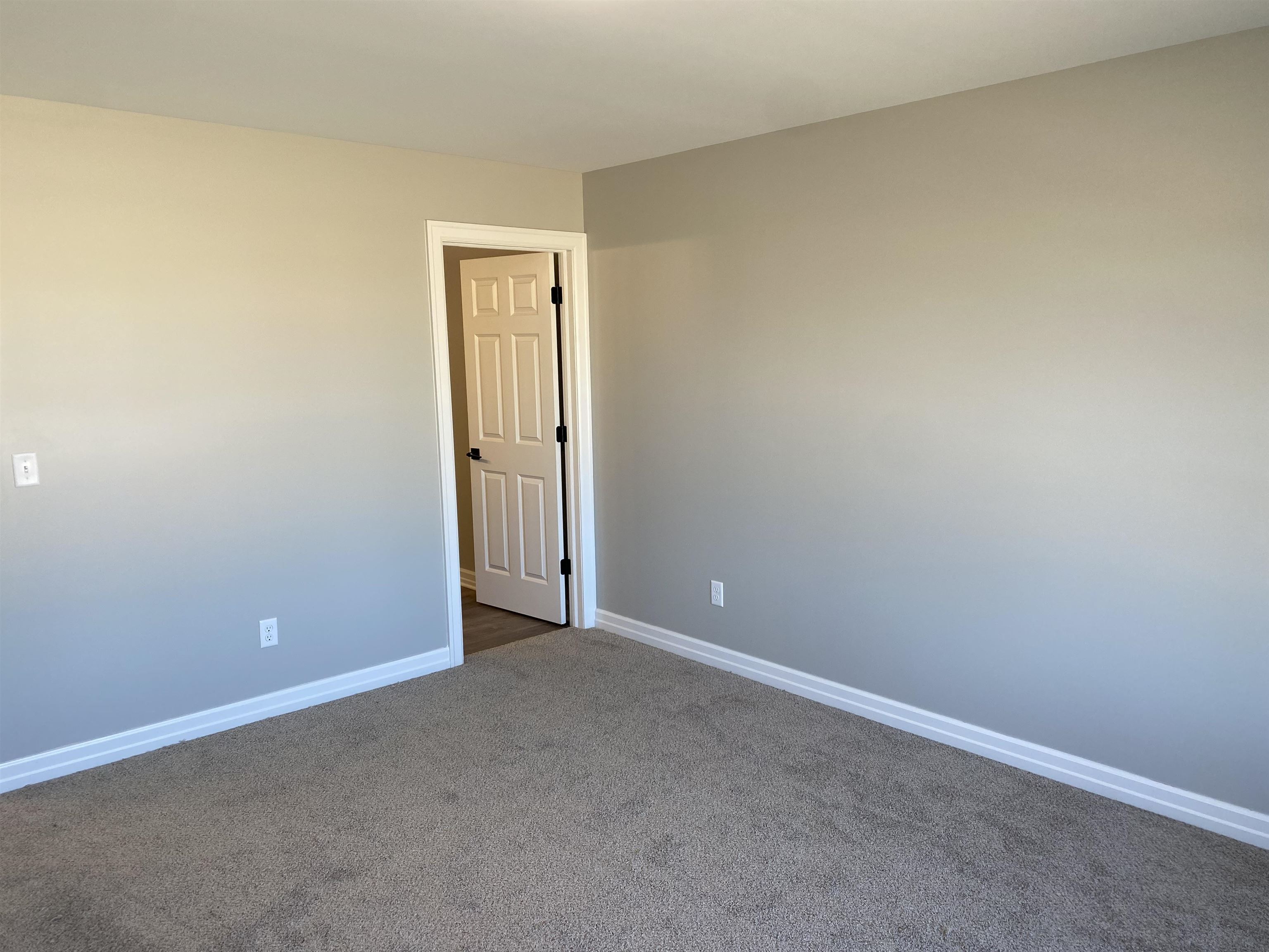 3234 Rye Ridge Trail Freeport, IL 61032 - Photo 13 of 20 Gallery Image 13