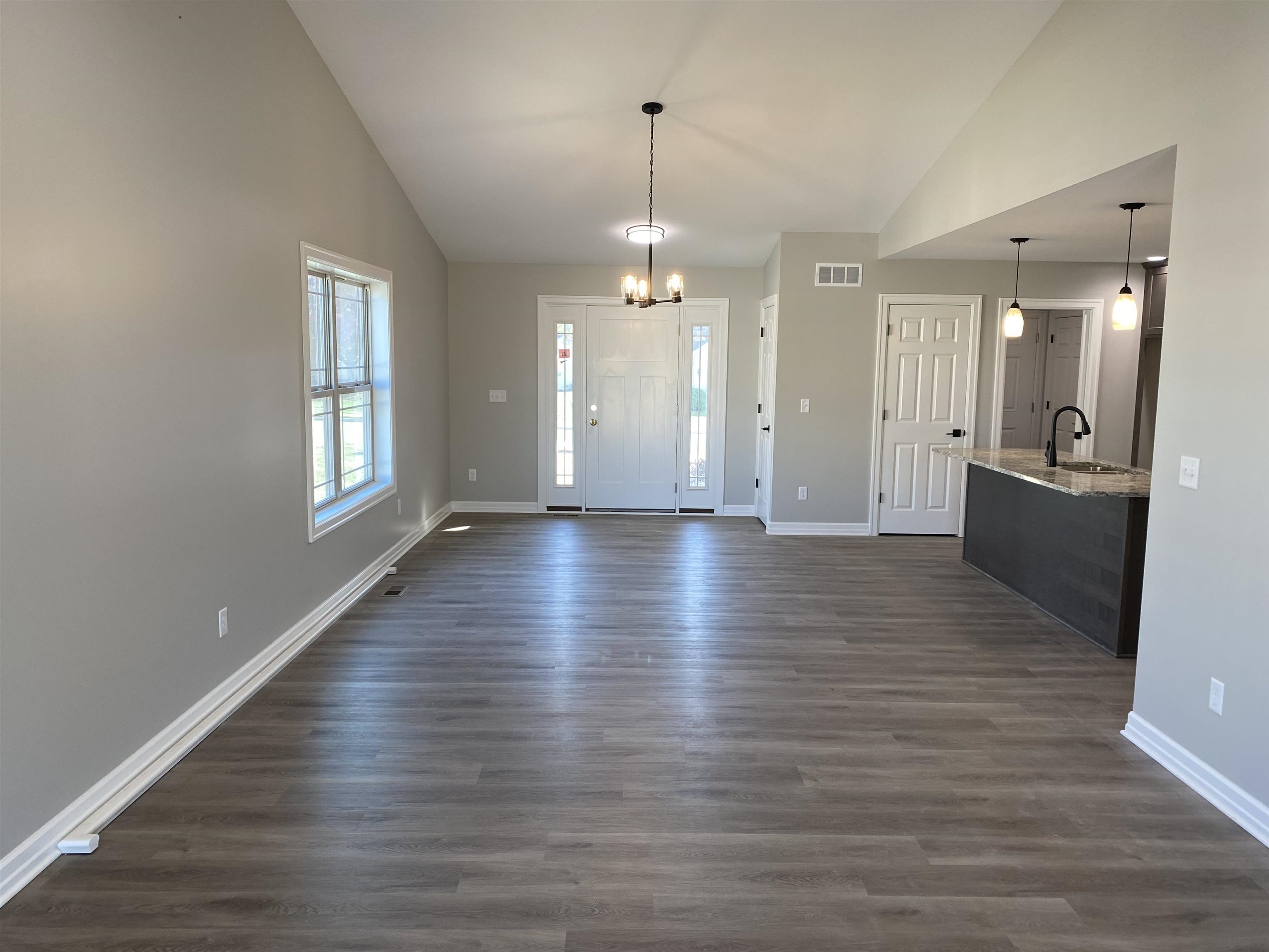 3234 Rye Ridge Trail Freeport, IL 61032 - Photo 8 of 20 Gallery Image 8