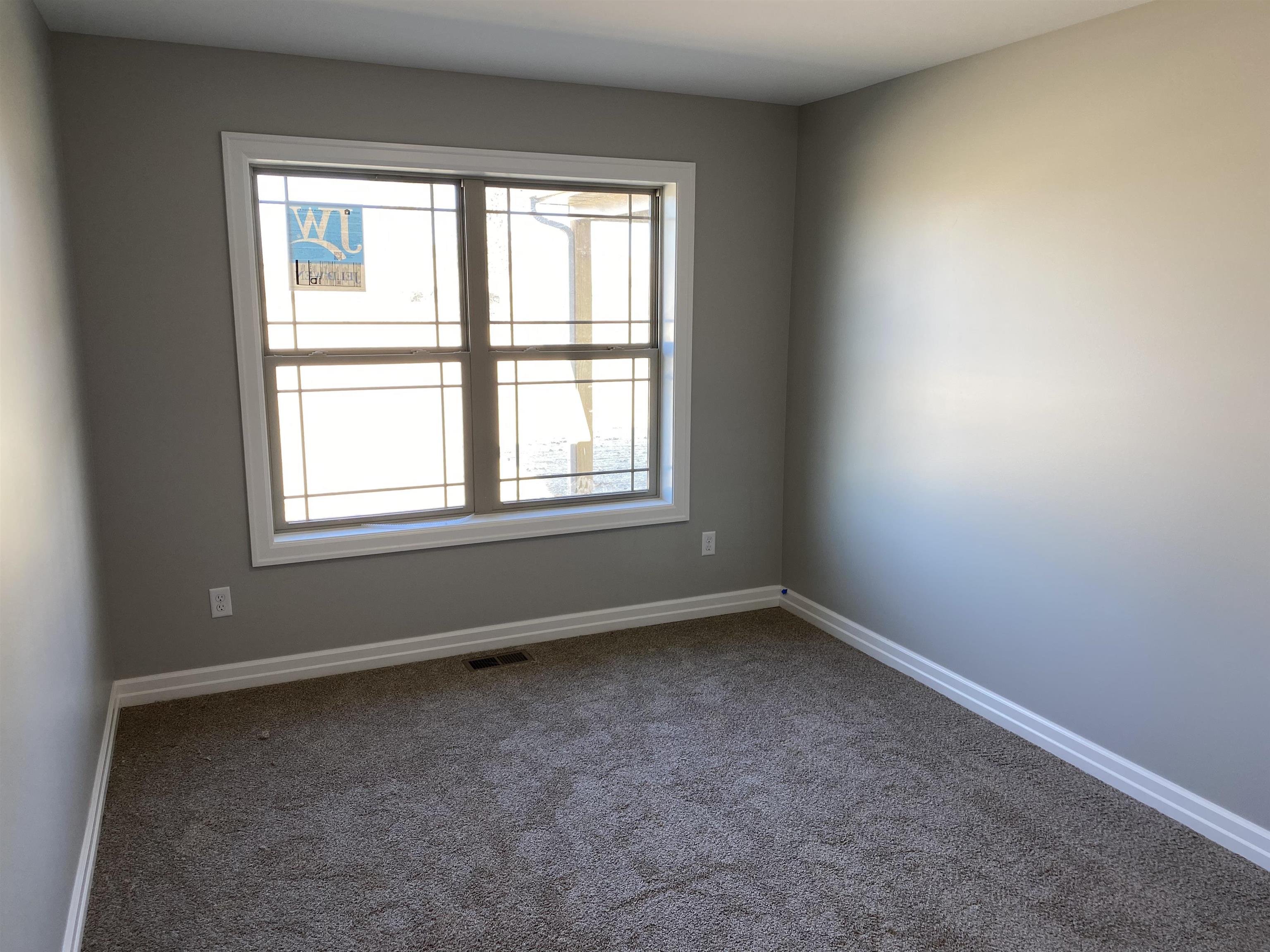 3234 Rye Ridge Trail Freeport, IL 61032 - Photo 9 of 20 Gallery Image 9