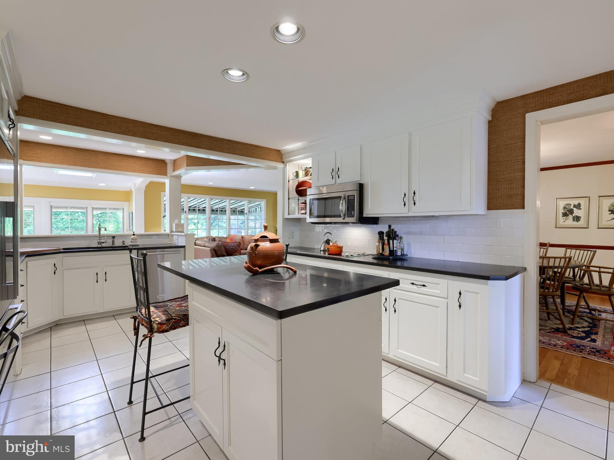 1591 Mission Road Lancaster, PA 17601 - Photo 17 of 50