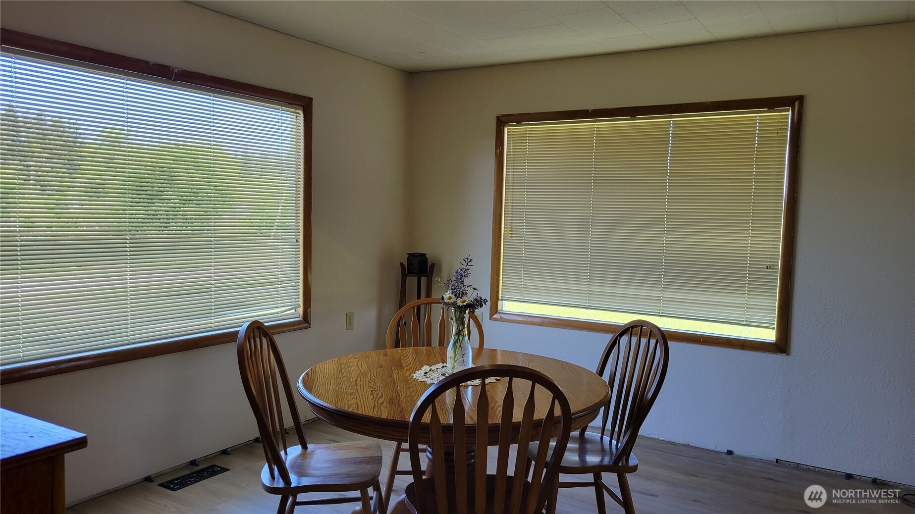 1296 Highway 12 Chehalis, WA 98532 - Photo 7 of 33 a view of a dining room with furniture window and outside view
