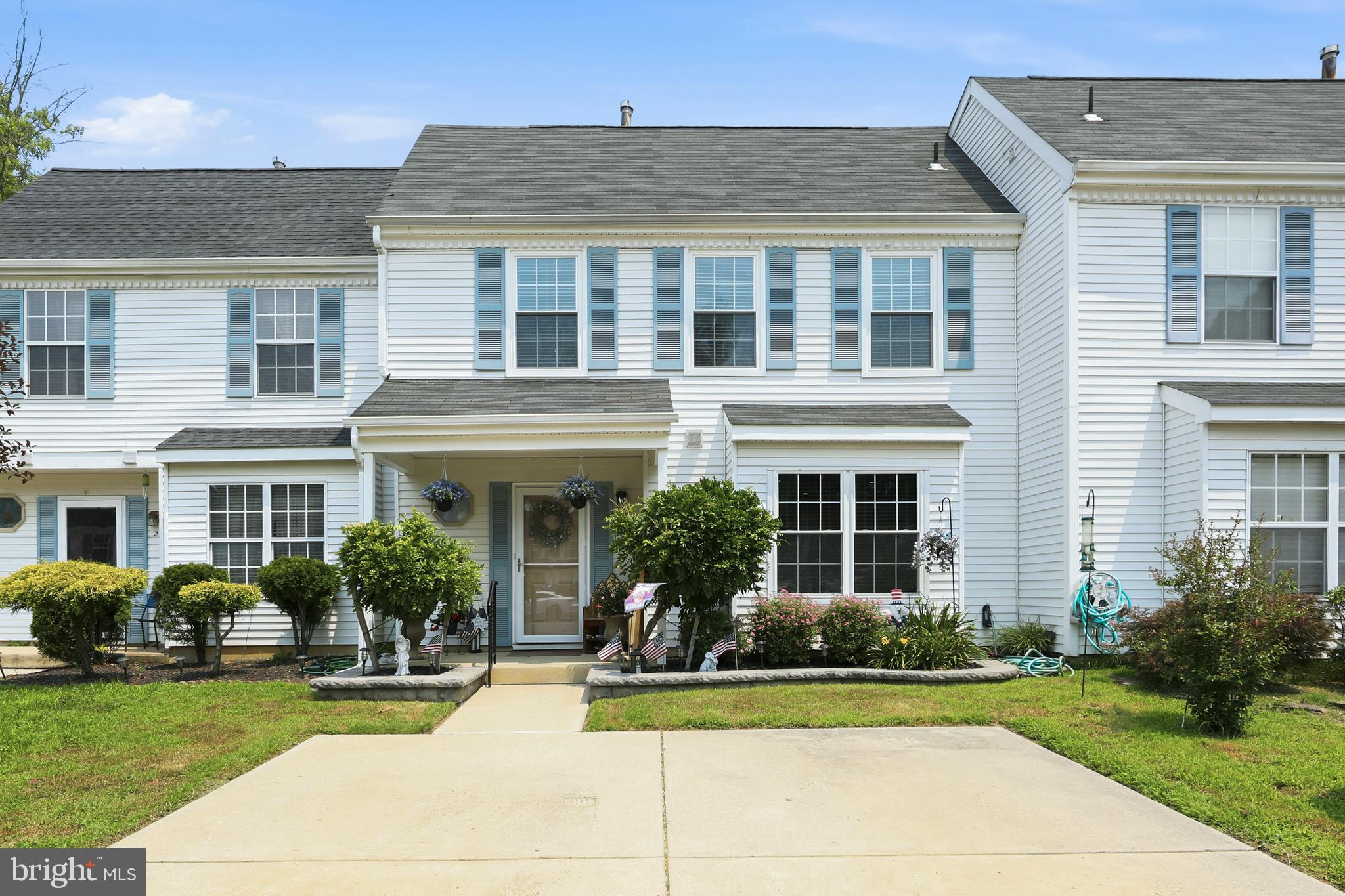 4 Jamie Court Clementon, NJ 08021 - Photo 1 of 27