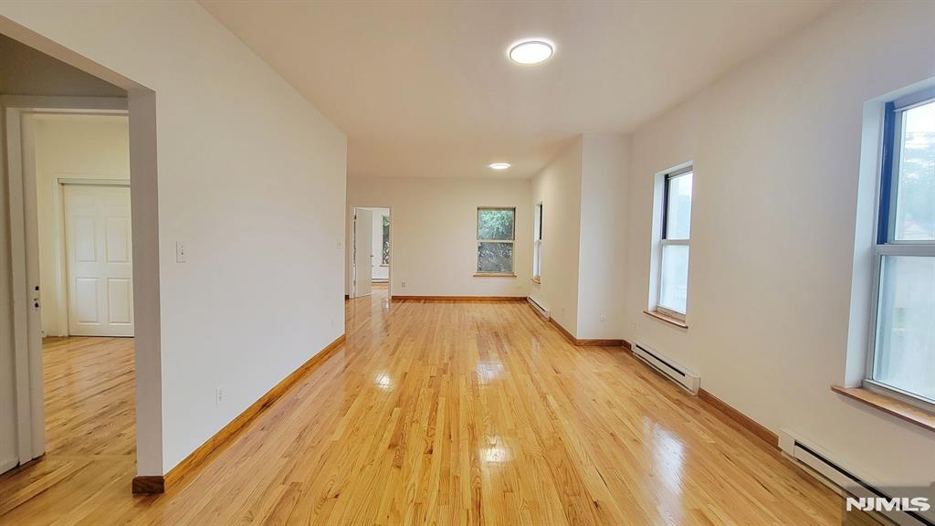 86 East Fort Lee Road, Unit 2 Teaneck, NJ 07666 - Photo 6 of 10