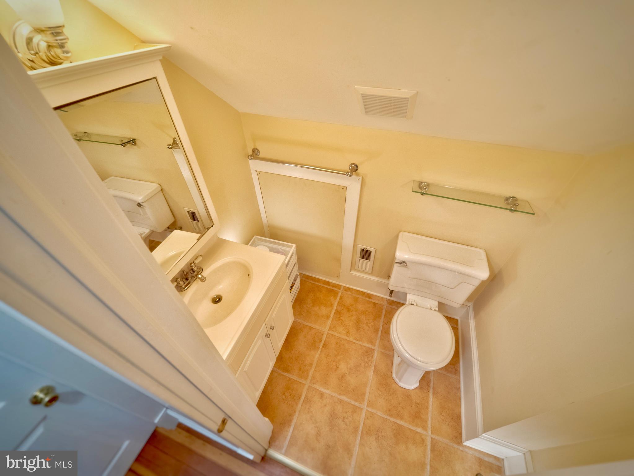 102 Beth Road Glen Burnie, MD 21060 - Photo 14 of 18