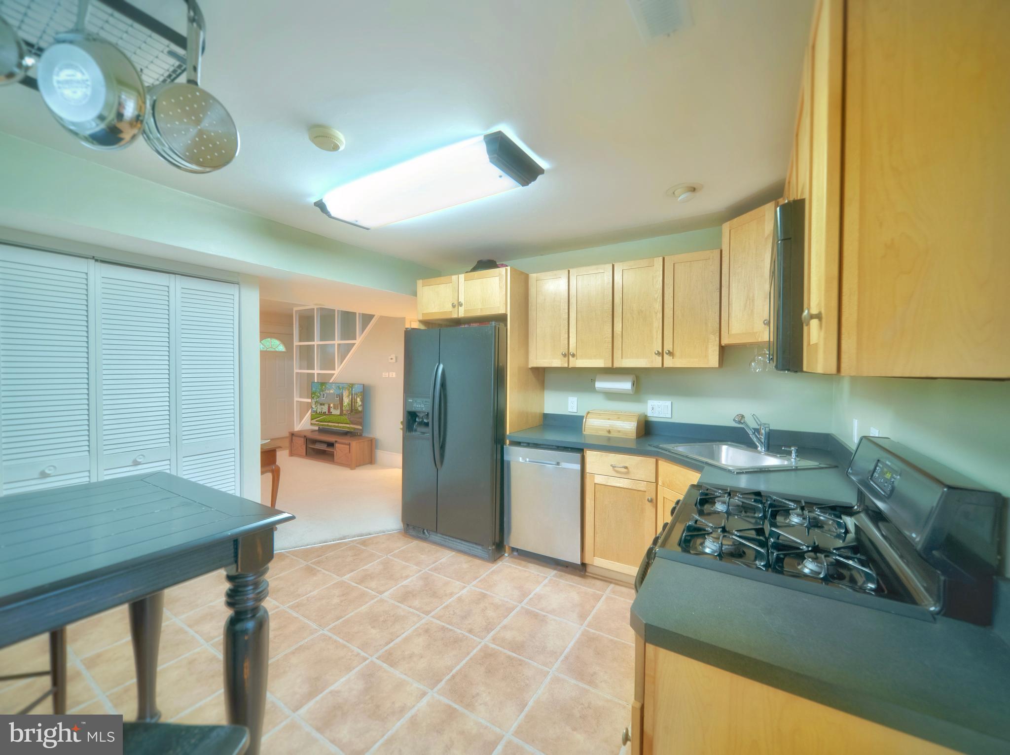 102 Beth Road Glen Burnie, MD 21060 - Photo 8 of 18