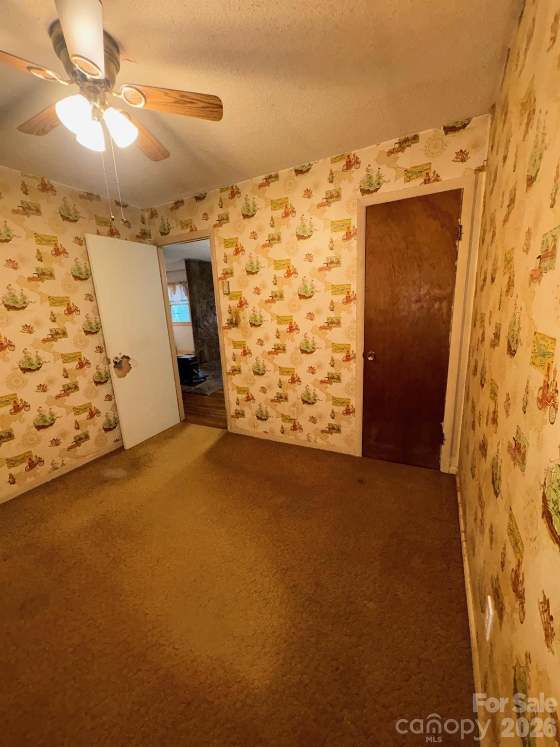 3955 Tower Road Maiden, NC 28650 - Photo 20 of 45 en empty room with windows