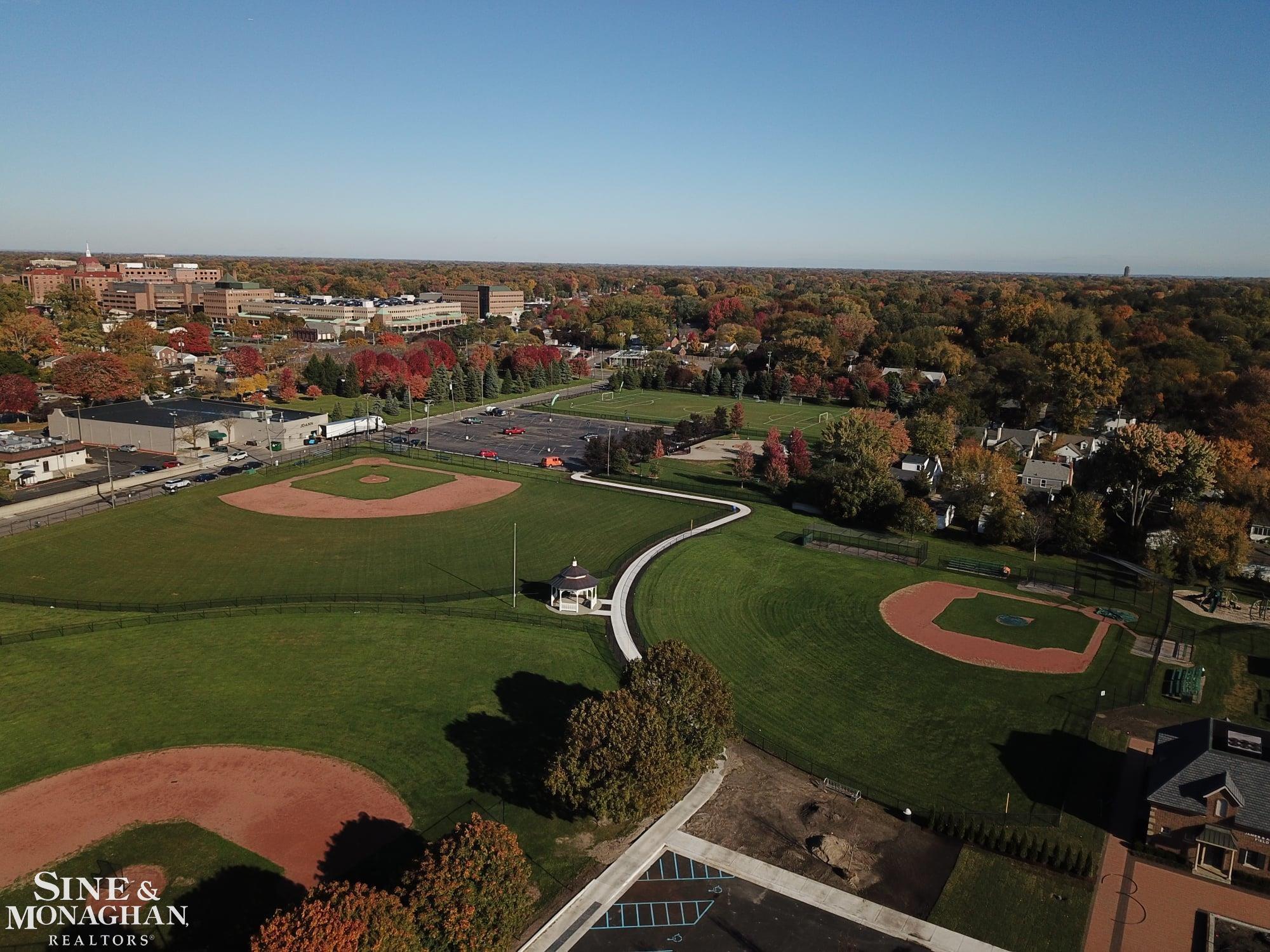 168 Vendome Road Grosse Pointe, MI 48236 - Photo 71 of 74 50122055-70.JPG