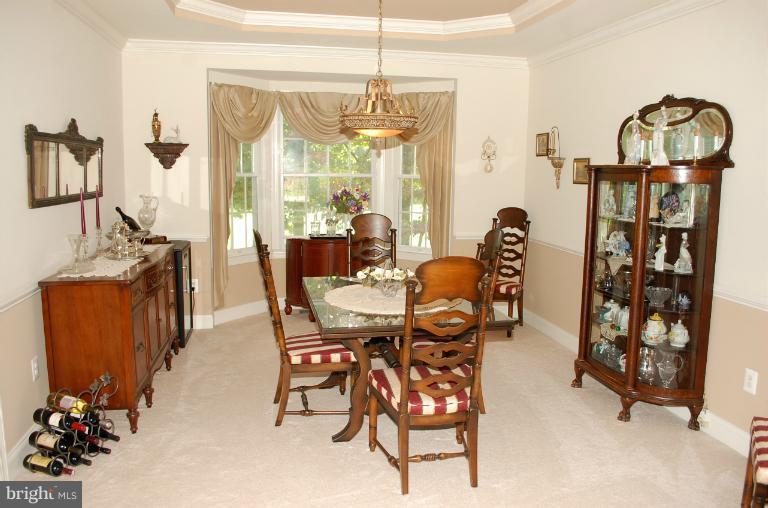 22 Riders Court Edgewater, MD 21037 - Photo 12 of 30 Dining Room