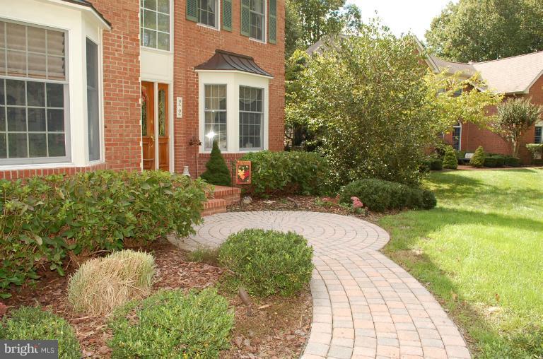 22 Riders Court Edgewater, MD 21037 - Photo 4 of 30 Brickway Way to Front Door