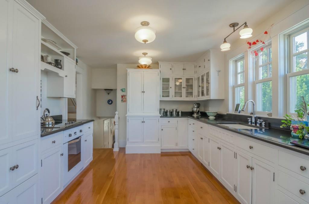 36 Trundy Road Cape Elizabeth, ME 04107 - Photo 13 of 35 Photo