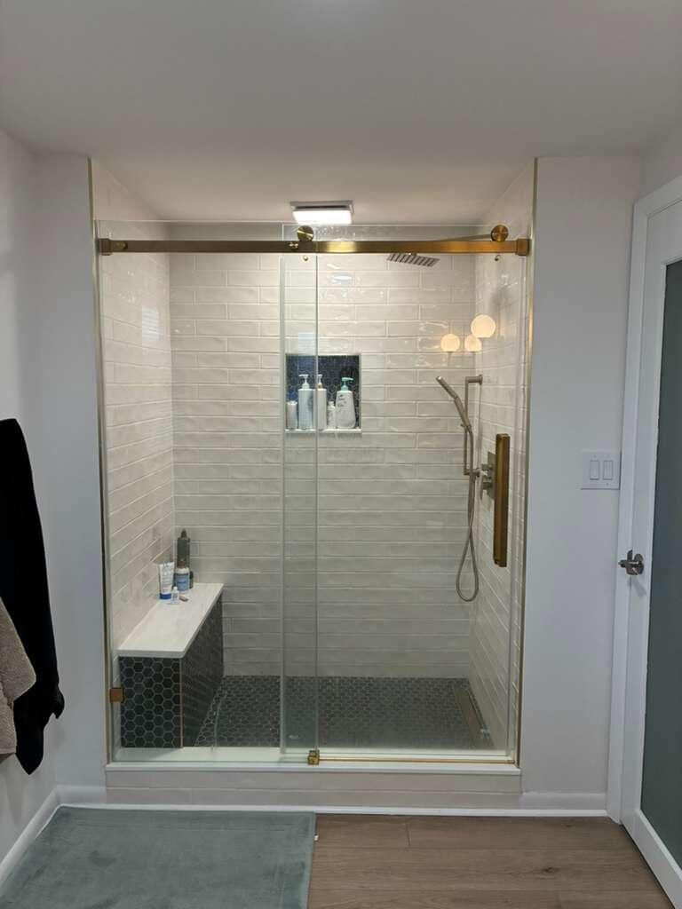 65 South Gould Road Columbus, OH 43209 - Photo 43 of 55 Owners Full Bathroom