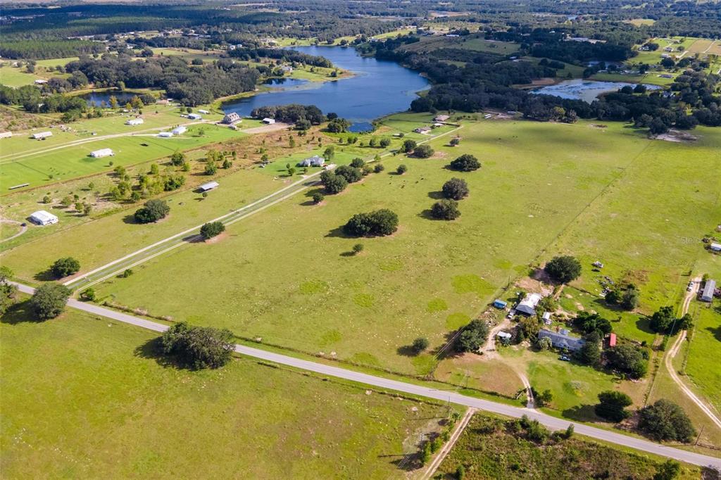 Southeast 156th Place Road Weirsdale, FL 32195 - Photo 6 of 17