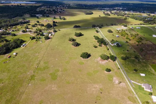 a view of yard with ocean view