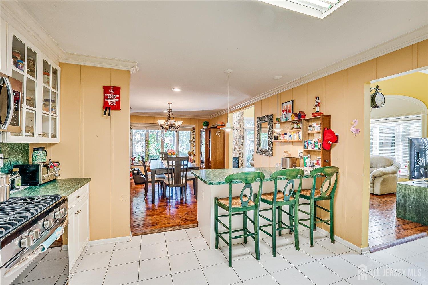 118 Coppertree Court Edison, NJ 08820 - Photo 22 of 58