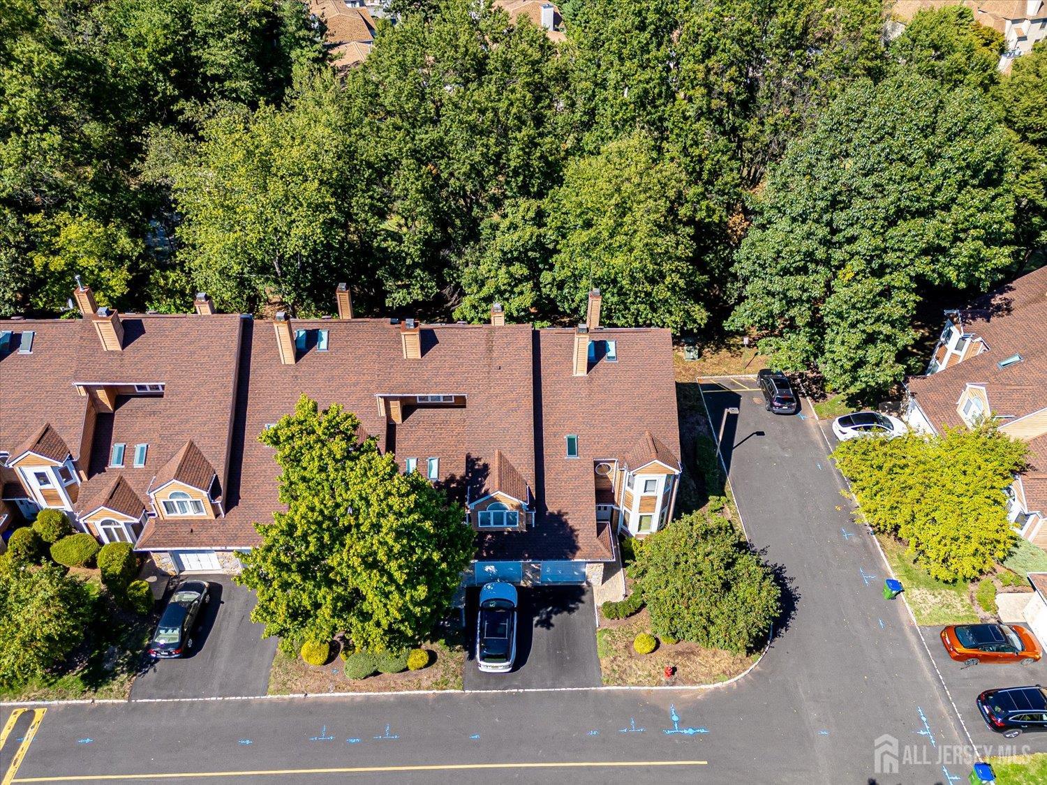 118 Coppertree Court Edison, NJ 08820 - Photo 5 of 58 an aerial view of a house having yard