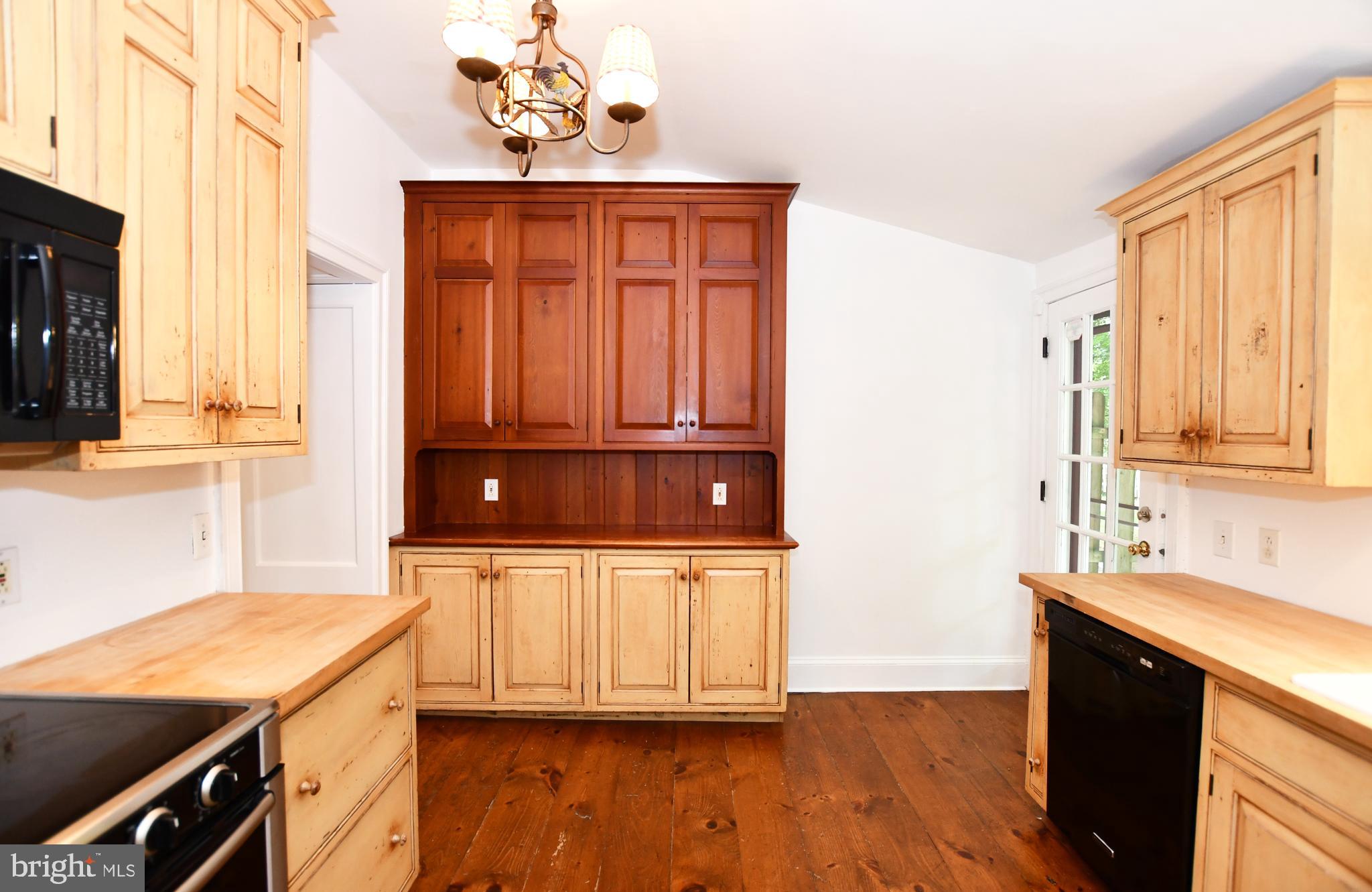 113 Brookhaven Road Wallingford, PA 19086 - Photo 15 of 43 Kitchen