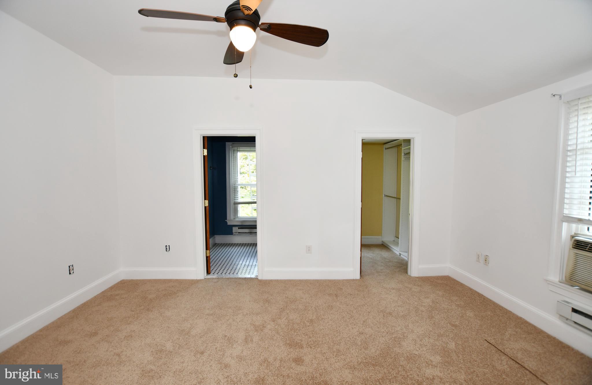113 Brookhaven Road Wallingford, PA 19086 - Photo 18 of 43 Master bedroom with new carpet and ceiling fan