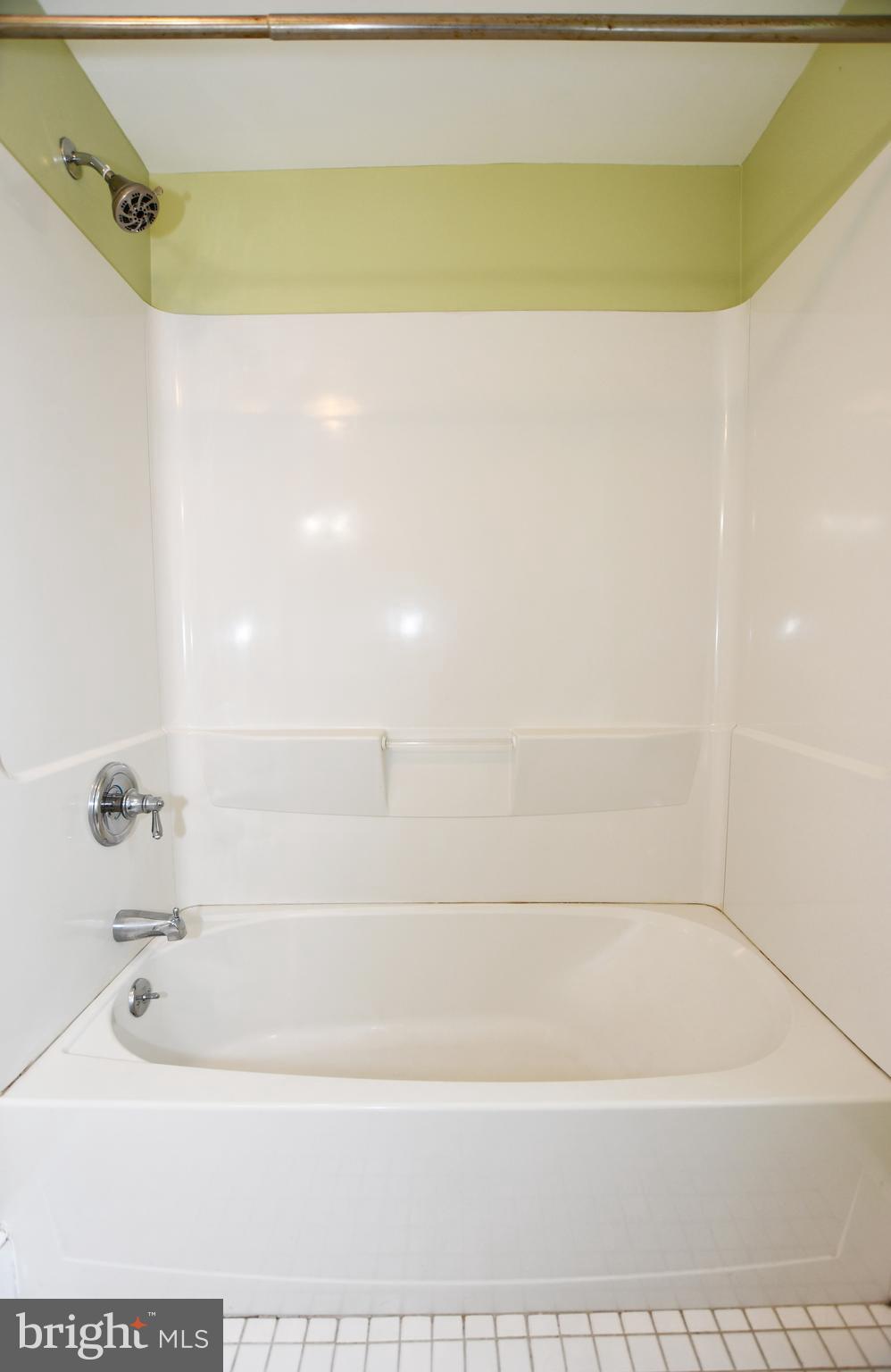 113 Brookhaven Road Wallingford, PA 19086 - Photo 26 of 43 2nd floor bathroom