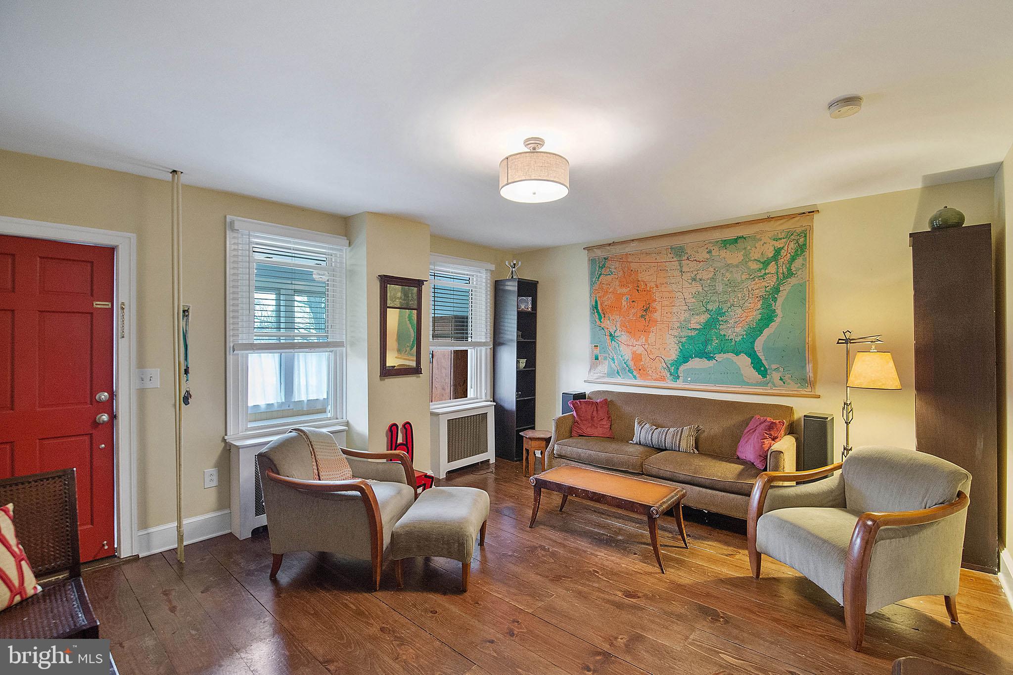 113 Brookhaven Road Wallingford, PA 19086 - Photo 38 of 43 LR when previously furnished