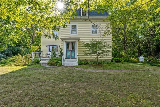 $475,000 | 41 Church Street, Deer Isle, ME 04627