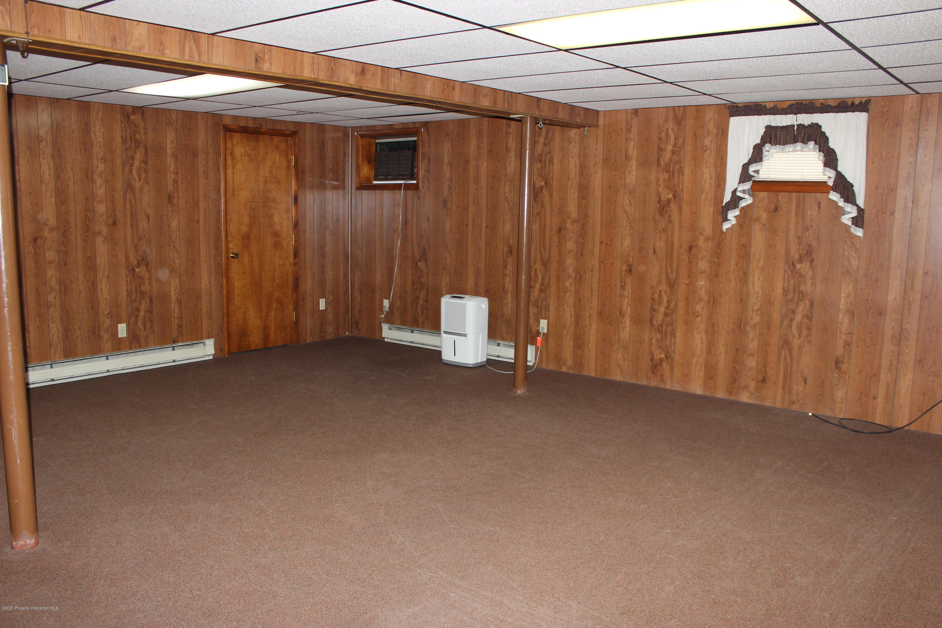 237 Spring Street Moosic, PA 18507 - Photo 23 of 29 Gallery Image 23
