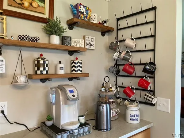 $720,000 | 2886 West Lake Road, Skaneateles, NY 13152