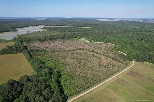 $475,000 | 606 Broadwing Ranch Road, Elton, LA 70532
