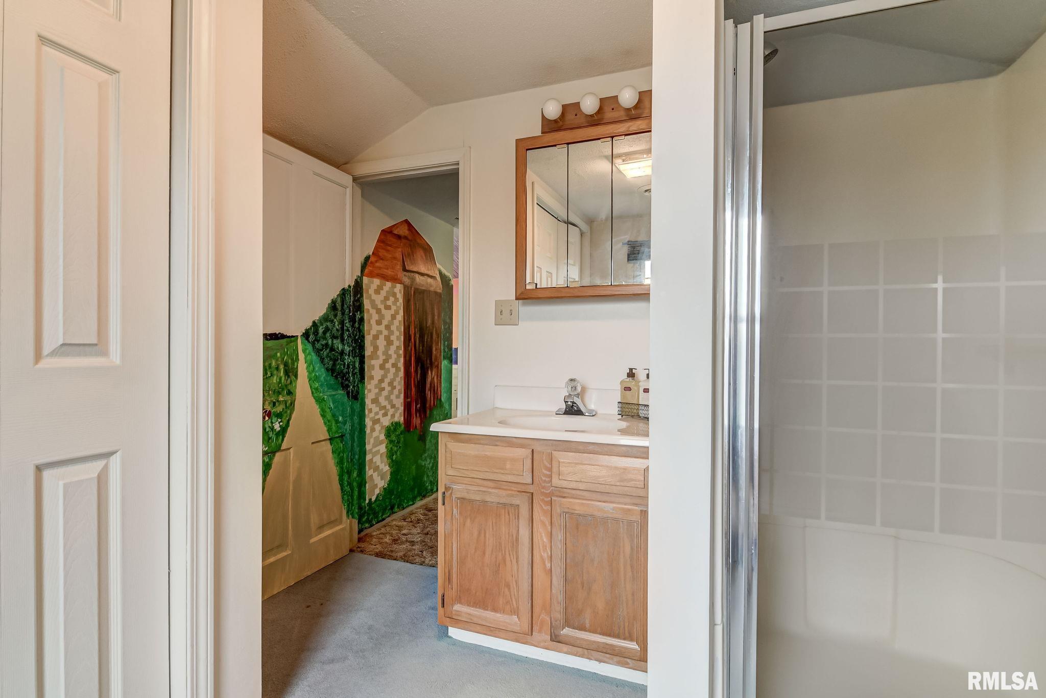 503 South Main Street Athens, IL 62613 - Photo 21 of 27 Gallery Image 21