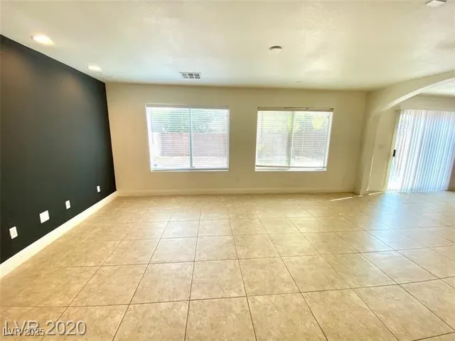 $1,975 | 8869 Skyline Peak Court, Las Vegas, NV 89148