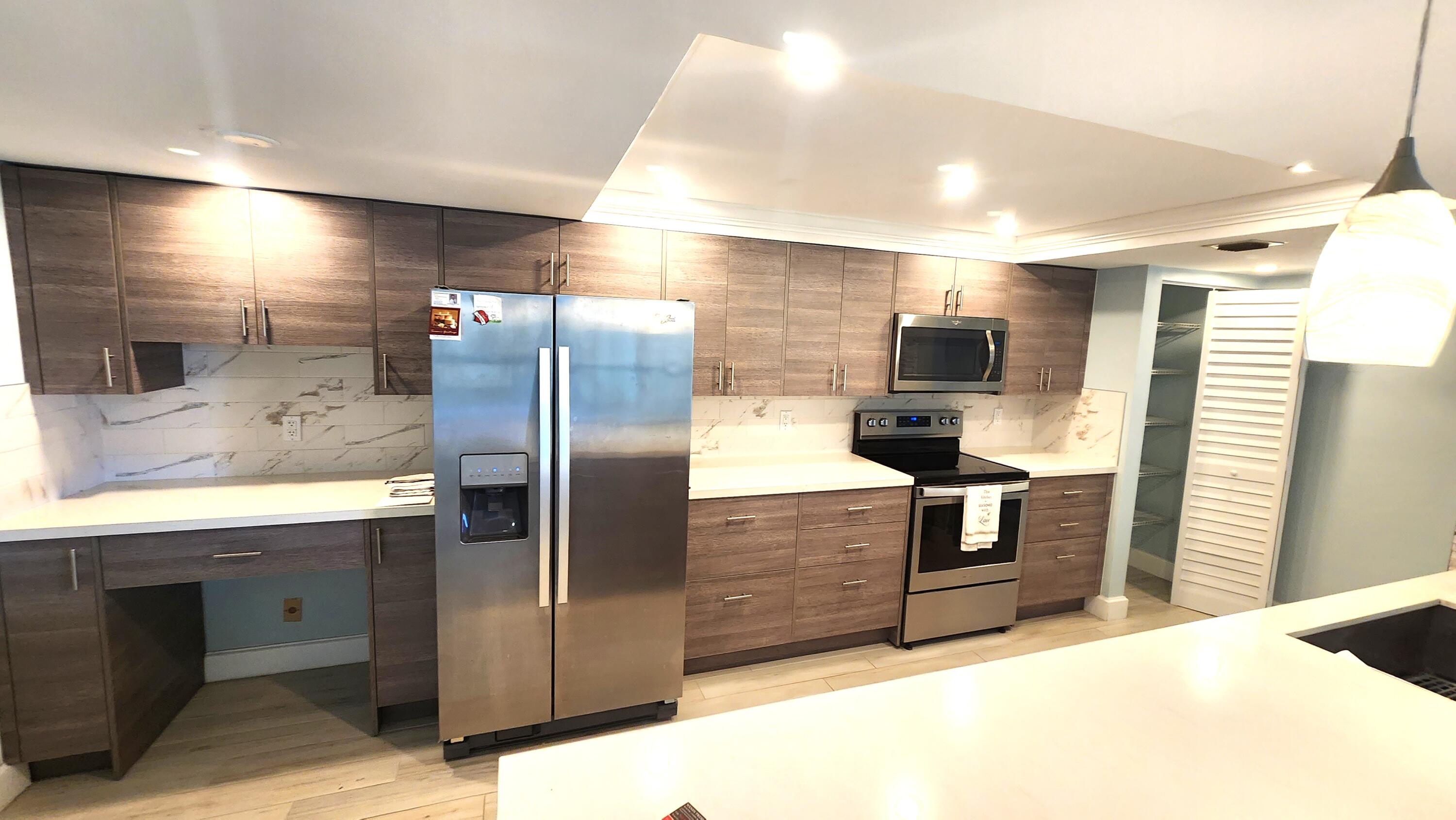 955 Dotterel Road, Unit 2408 Delray Beach, FL 33444 - Photo 5 of 25 kitchen