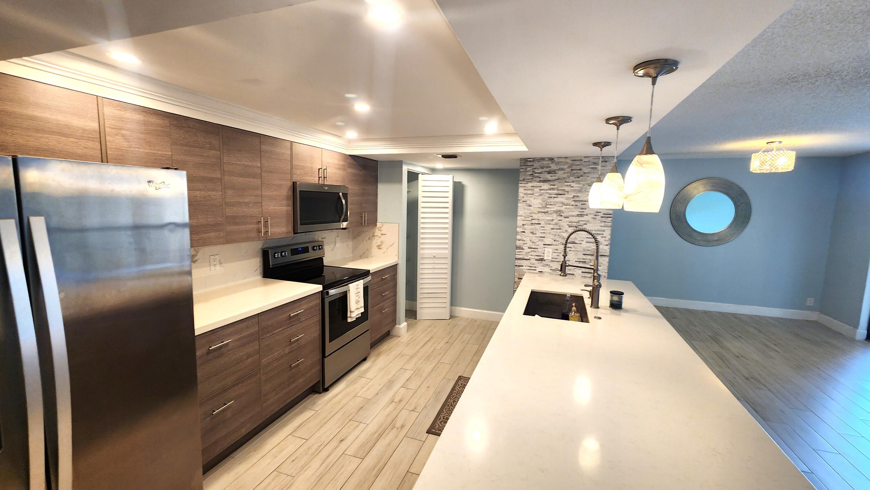 955 Dotterel Road, Unit 2408 Delray Beach, FL 33444 - Photo 6 of 25 kitchen