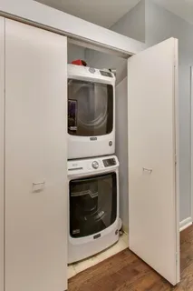 a close up view of a washer and dryer