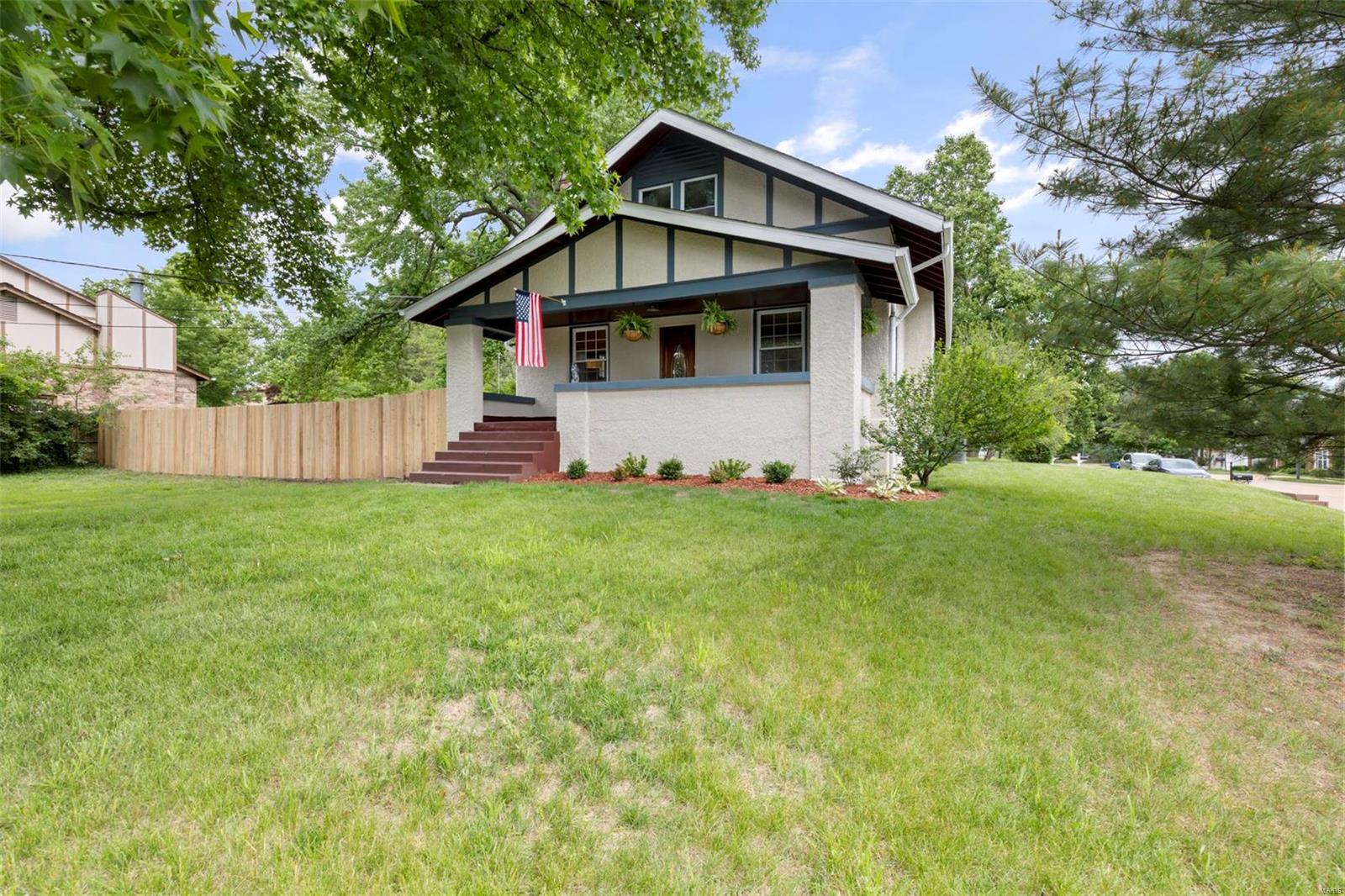 9822 Big Bend Road St. Louis, MO 63126 - Photo 2 of 42