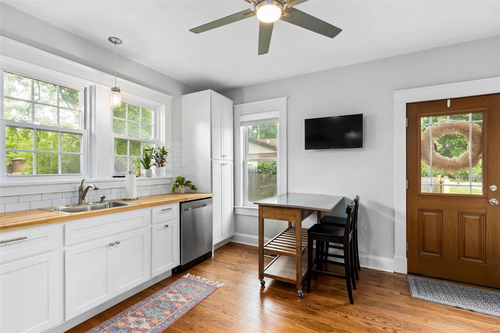 9822 Big Bend Road St. Louis, MO 63126 - Photo 10 of 42