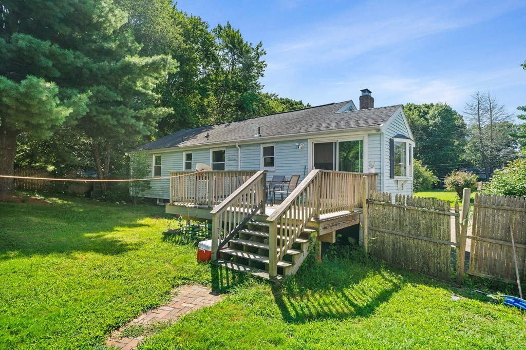 52 Bartlett Road Randolph, MA 02368 - Photo 19 of 20 Gallery Image 19